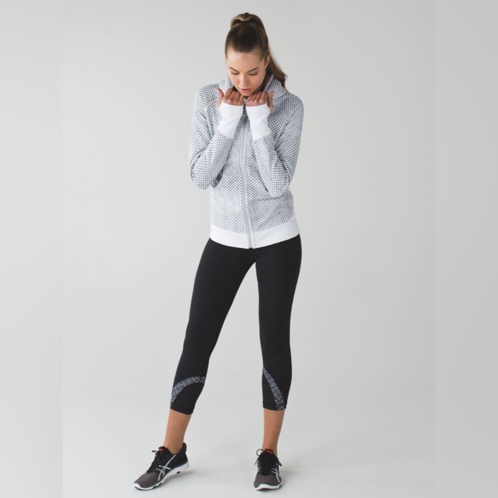 Lululemon Scuba Hoodie III Dottie Eyelet White Black Grey Sz 4 Fleece Activewear - Picture 5 of 14